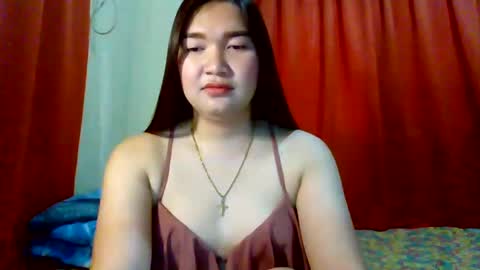 Snapshot of xsweetiemajax chatting on February 14, 1:02 am HI IM PAULINE online show from February 14, 1:02 am