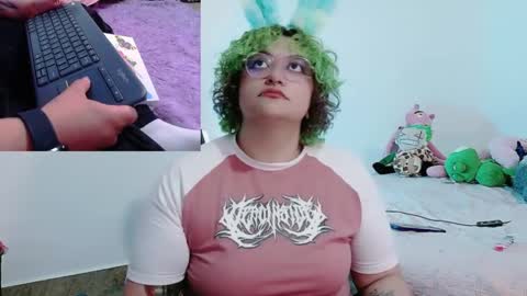 xxgreengoodxx online show from April 2, 3:58 am