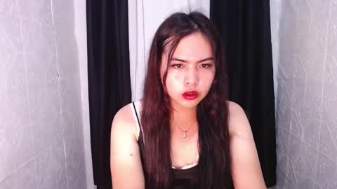 Snapshot of xxhotsexydivinexx chatting on March 6, 4:28 pm divine online show from March 6, 4:28 pm