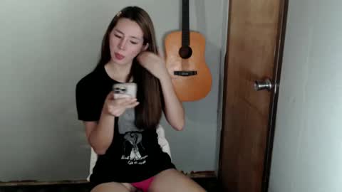 Dyanna Zulla online show from December 16, 9:52 pm