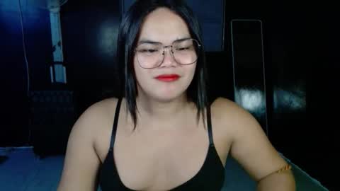 Kylie Smith online show from October 19, 9:19 pm