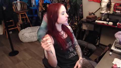 Lilith online show from December 5, 4:55 am