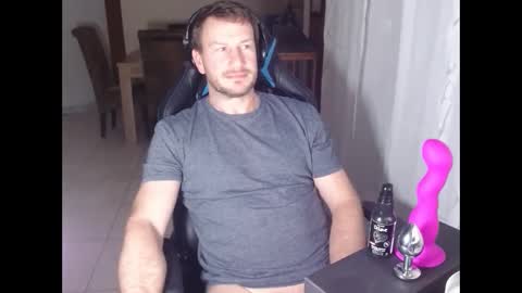 xxmettexx online show from March 2, 9:22 pm