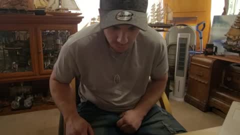 xxScubaStevexx online show from April 2, 6:26 pm