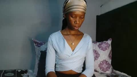 xxsexytalia28 online show from March 1, 8:24 pm