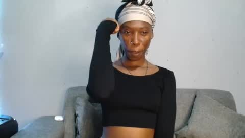 Snapshot of xxsexytalia28 chatting on October 15, 4:19 pm xxsexytalia28 online show from October 15, 4:19 pm