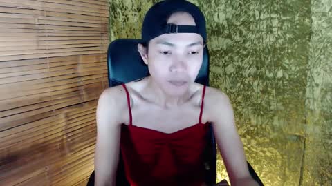 Snapshot of xxskinny_alonzoxx chatting on March 6, 9:20 pm Ali online show from March 6, 9:20 pm