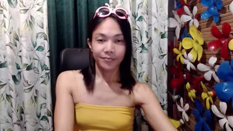 Snapshot of xxskinny_alonzoxx chatting on October 16, 3:22 pm Ali online show from October 16, 3:22 pm