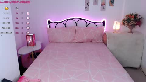 Pau Madrigal online show from January 26, 6:37 pm