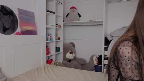 Eva online show from February 4, 6:50 am