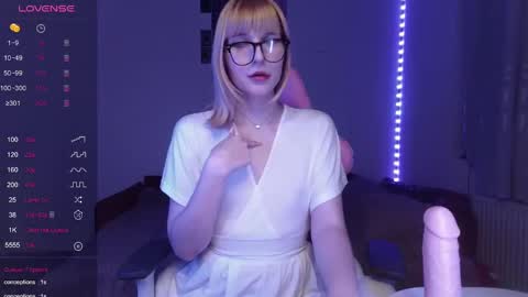 Pretty online show from December 21, 12:20 am