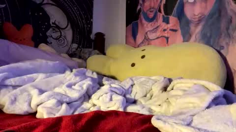 diamond damien online show from December 9, 3:50 am