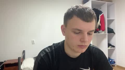 Leo online show from February 14, 8:11 pm