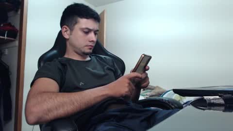 jack thopmson  online show from February 11, 12:06 am