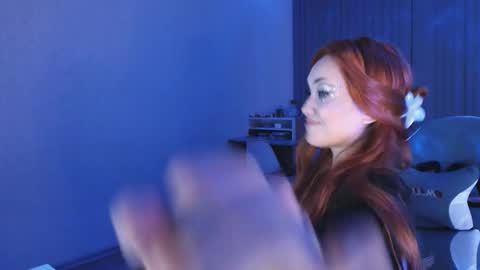 Snapshot of yamilean chatting on October 5, 2:53 am Yami online show from October 5, 2:53 am