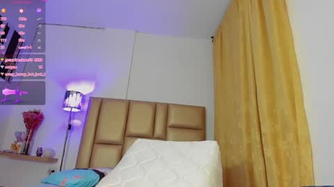 Naomi online show from October 15, 10:21 pm