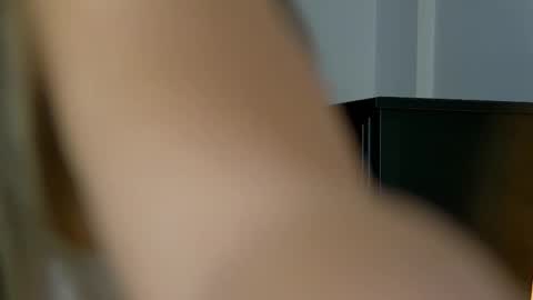 yanira_ass_ online show from December 3, 6:14 am