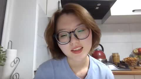 Lily online show from October 12, 4:21 pm