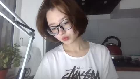 Lily online show from October 17, 5:50 pm