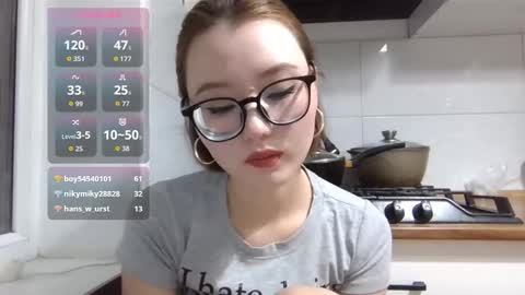 Lily online show from October 9, 4:34 pm