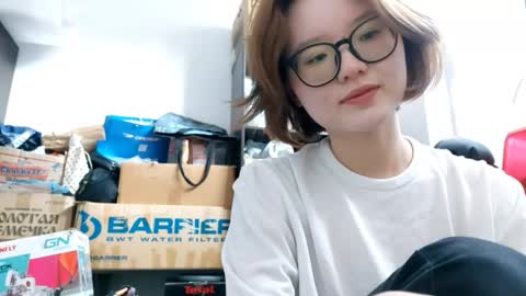 Lily online show from October 5, 10:34 am
