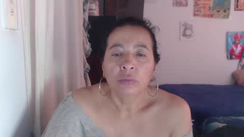 yasmin_love85 online show from April 10, 3:06 pm