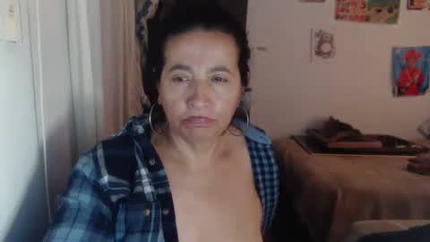 yasmin_love85 online show from November 20, 6:05 pm
