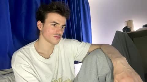 yayay333 online show from March 29, 6:42 pm