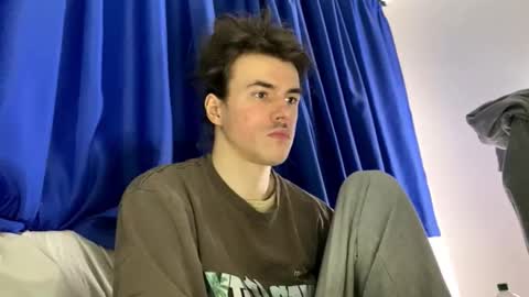 yayay333 online show from March 19, 5:46 am