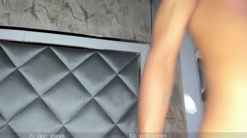 Snapshot of yayi_derek chatting on February 19, 3:05 pm yayi derek online show from February 19, 3:05 pm