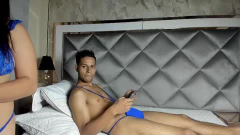 Snapshot of yayi_derek chatting on March 8, 4:12 am yayi derek online show from March 8, 4:12 am