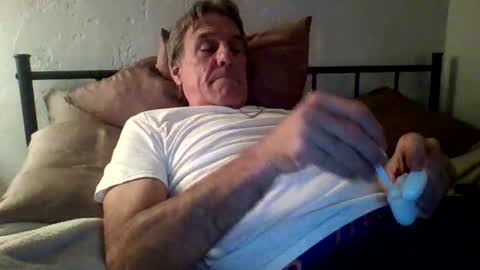 yeah_baby6988 online show from November 3, 4:24 am