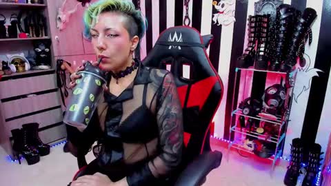 Yelena online show from February 18, 10:25 pm