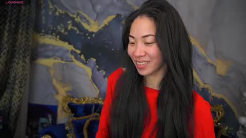 yennstar online show from February 12, 1:47 pm