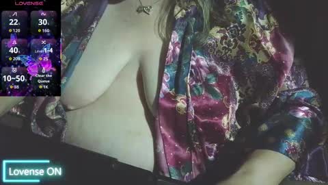 yessirprincesspet online show from October 4, 4:54 am