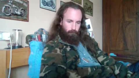 Snapshot of yeti_92 chatting on October 2, 10:58 am yeti_92 online show from October 2, 10:58 am