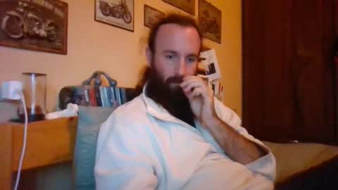 yeti_92 online show from October 22, 4:19 pm