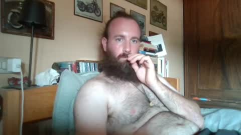 yeti_92 online show from June 27, 12:33 pm