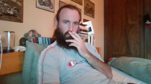 Snapshot of yeti_92 chatting on October 6, 4:14 pm yeti_92 online show from October 6, 4:14 pm