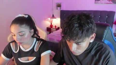 Snapshot of yiing_and_yang chatting on September 17, 10:46 pm Yiing and yang online show from September 17, 10:46 pm