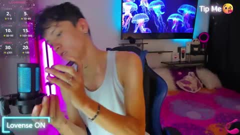 jhon online show from September 19, 1:10 am