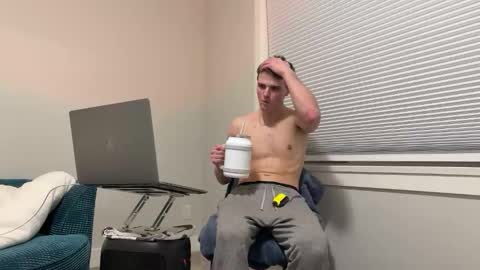 yngdesire1 online show from December 22, 5:58 am