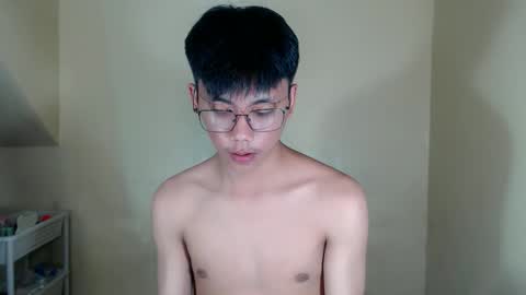 ynotyu online show from November 13, 11:24 am