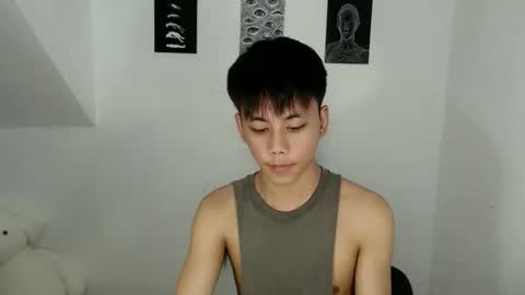 ynotyu online show from May 21, 12:22 pm