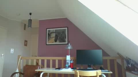 Yoann online show from September 11, 2:40 pm