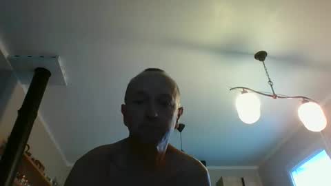 Yoann online show from October 1, 6:34 am