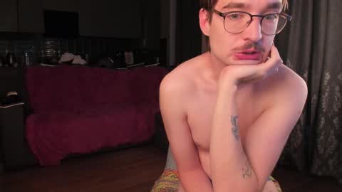 Max online show from October 5, 3:48 am