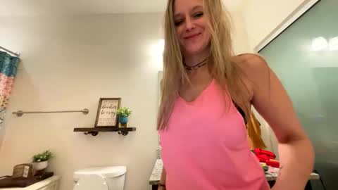 yogabuttttttt online show from March 9, 6:28 am