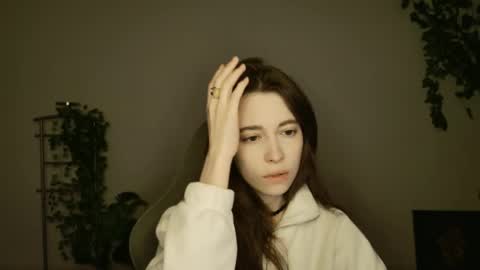 yoka_paradoxxx online show from November 26, 5:26 am