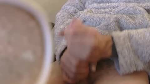 yokaxondoo online show from December 3, 11:05 pm